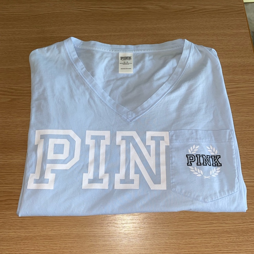 VS PINK LONG SLEEVE T SHIRT